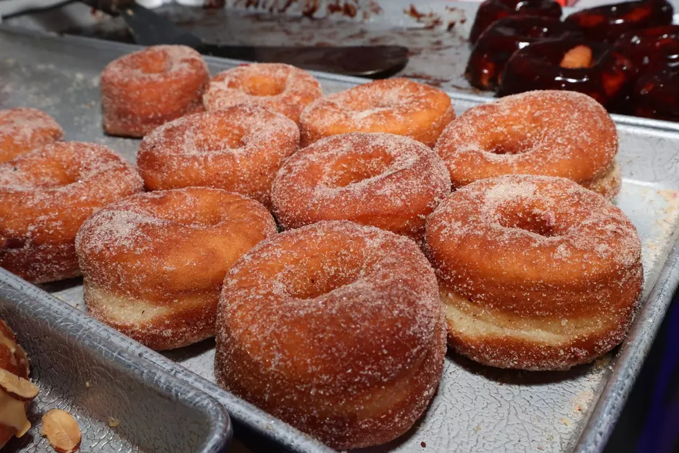 ‘Donut Boy’ Returns to Twin Cities to Treat More Officers, Say Thank You